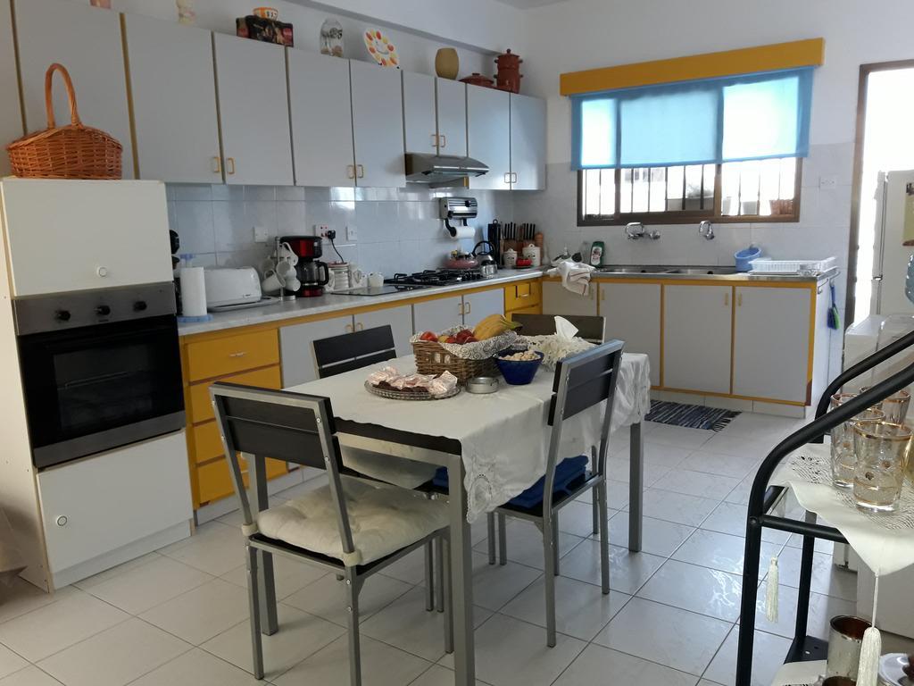 Shared Top 1St Floor Villa Limassol Zewnętrze zdjęcie